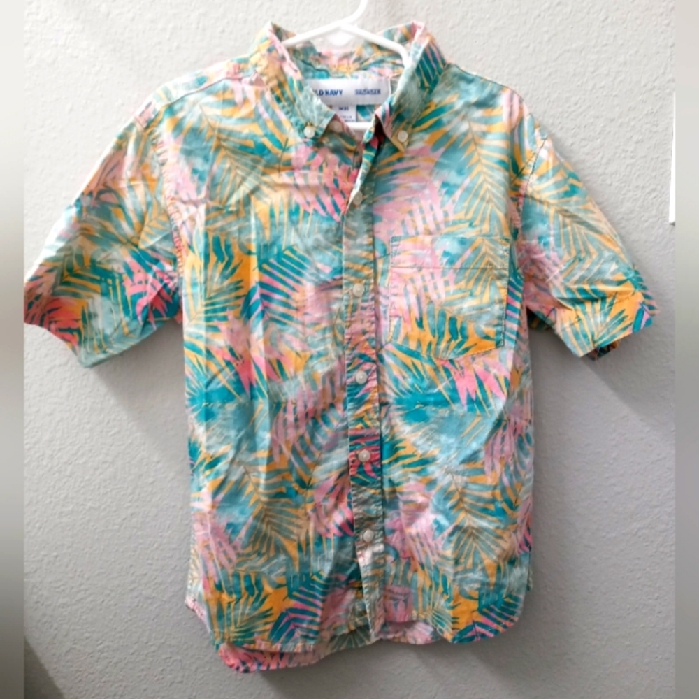 Colorful Tropical Button-Up Shirt Medium